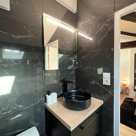 Le Germinal - Climatise Calme Proche Du Metro Apartment